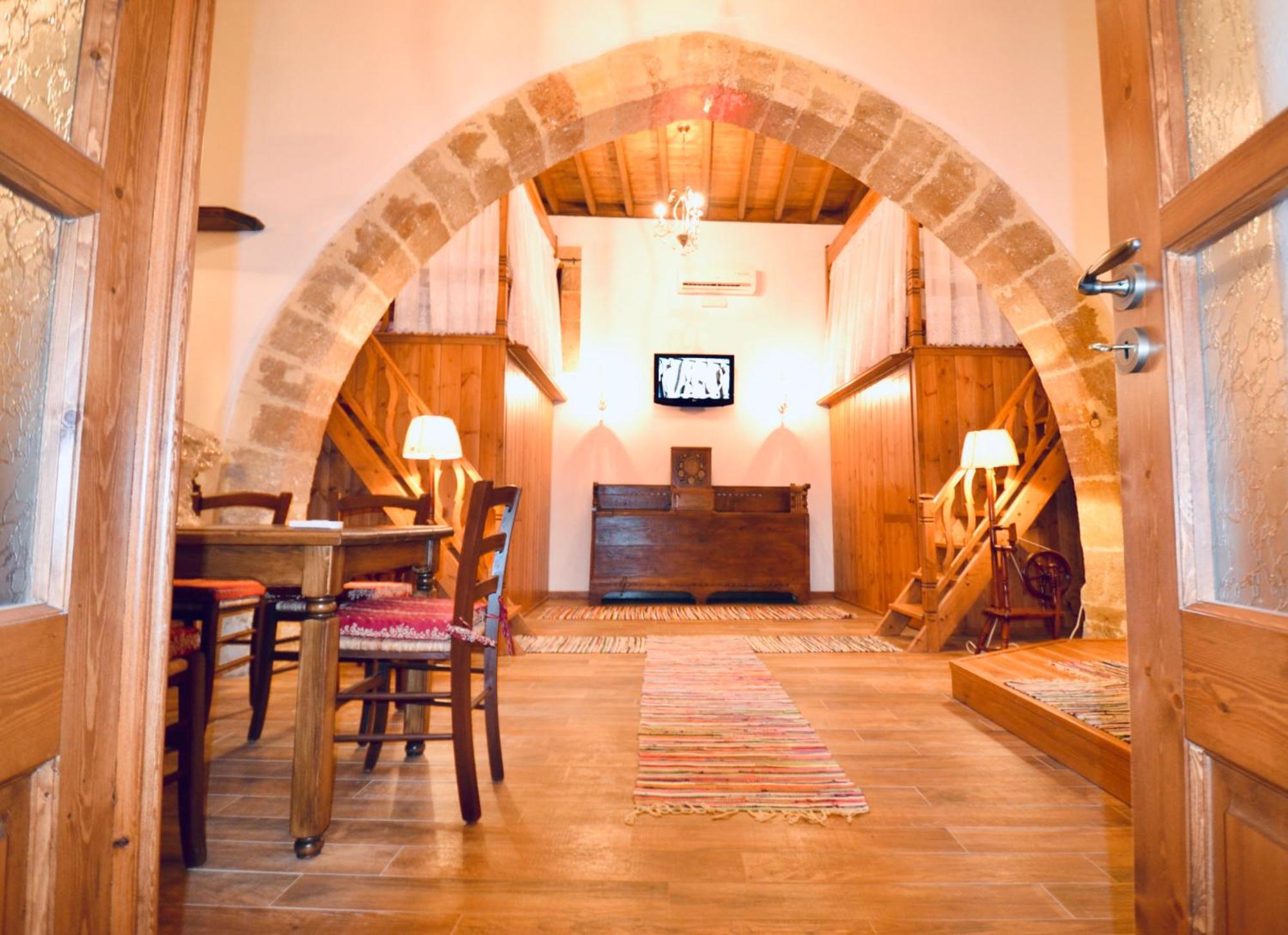 Villa Patitiri Traditional House With Hot Tub Архангелос Экстерьер фото